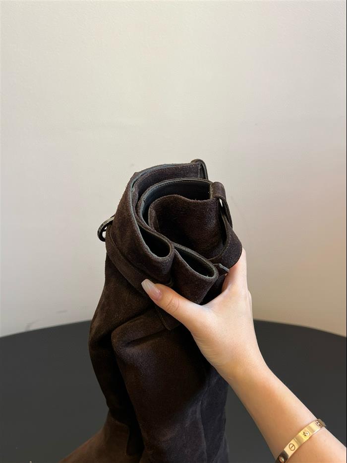 20251128173018165 480